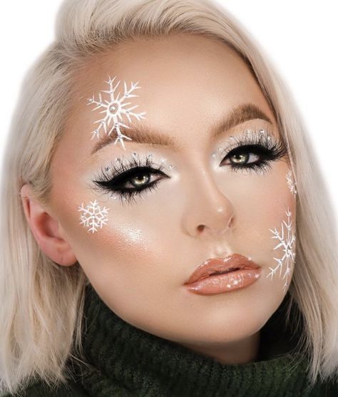 Ice Princess Makeup, Snowflake Makeup, Frozen Makeup, Beautiful Halloween Makeup, Christmas Party Makeup, Editing Hacks, Xmas Makeup, Makeup Themes, Christmas Eye Makeup