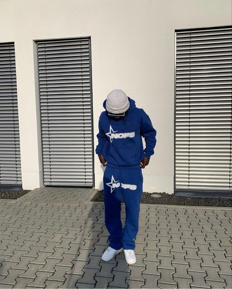 Corteiz Tracksuit Boy, Male Tracksuit Outfits, Y2k Tracksuit Men, Polo Tracksuit Outfit Men, Cortez Tracksuit, Sp5der Tracksuit, Tracksuit Outfit Mens, Mercier Tracksuit, Polo Tracksuit