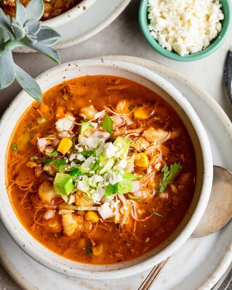 Pozole Recipe Pork, Easy Pozole Recipe, Posole Recipe Chicken, Chicken Pozole Recipe, Pozole Rojo Recipe, Chicken Pozole, Pressure Cooker Recipes Chicken, Posole Recipe, Pozole Recipe