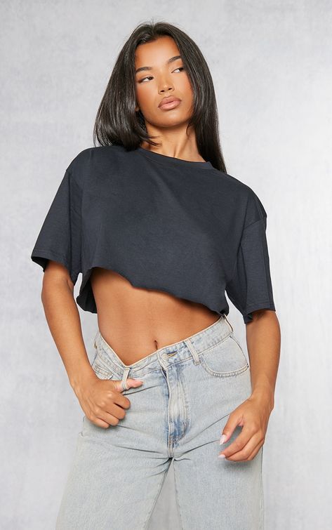 Baggy Cropped Shirt, Oversized Crop Top Outfit, Baggy Crop Top, Comfy Airport Outfit, 2024 Clothes, Comfy Bottoms, Oversized Crop Top, Airport Outfits, Crop T Shirt