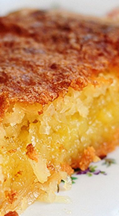 French Coconut Pie French Coconut Pie, Coconut Pie Recipe, Coconut Pie, Torte Cupcake, Sweet Pie, Diet Vegetarian, Coconut Recipes, Pie Cake, Delicious Pies