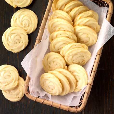 Mimosa Butter Cookies Cowboy Cookies, Dessert Simple, Spring Cookies, Butter Cookies Recipe, Buttery Cookies, Crinkle Cookies, Coconut Macaroons, Best Cookie Recipes, Taste Of Home