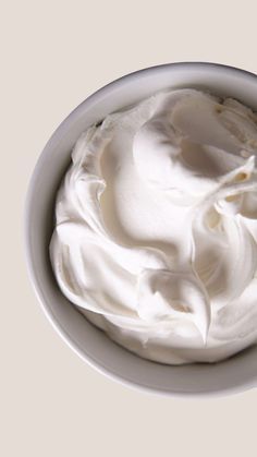 Homemade Heavy Cream, Homemade Cool Whip, Heavy Cream Substitute, Half And Half Cream, Half And Half Recipes, Sweet Whipped Cream, Recipes With Whipping Cream, How To Make Frosting, Making Whipped Cream