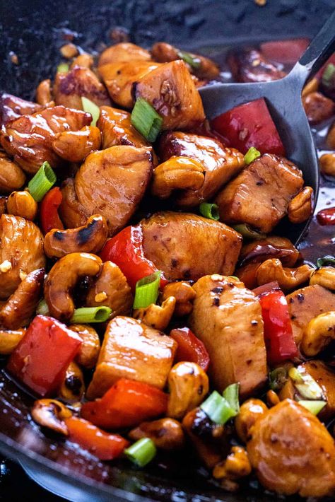 Hoisin Chicken Stir Fry, Stir Fry With Hoisin Sauce, Easy Cashew Chicken, Chicken Cashew Stir Fry, Hoisin Chicken, Cashew Chicken Recipe, Wok Recipes, Stir Fry Recipes Chicken, Confort Food