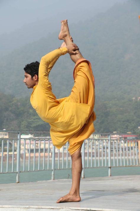 #yoga #natraj-asana Yoga Background, School Exhibition, Yoga India, Indian Yoga, Yoga Photos, My Photo Gallery, Photo Gallery, Massage, Yoga