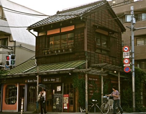 The Best Things to Do and See in Meguro, Tokyo Meguro City, Pops Restaurant, Tokyo Guide, Japan Spring, Japan Trip, Best Places To Live, Oh The Places Youll Go, City Guide, Japan Travel