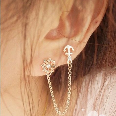 15 Pretty Ear Piercings That'll Inspire You To Add More Studs, Stat Double Pierced Earrings, Second Ear Piercing, Double Ear Piercings, Faux Piercing, Anchor Jewelry, Anchor Earrings, Cool Ear Piercings, Pretty Ear Piercings, 14k Gold Hoop Earrings