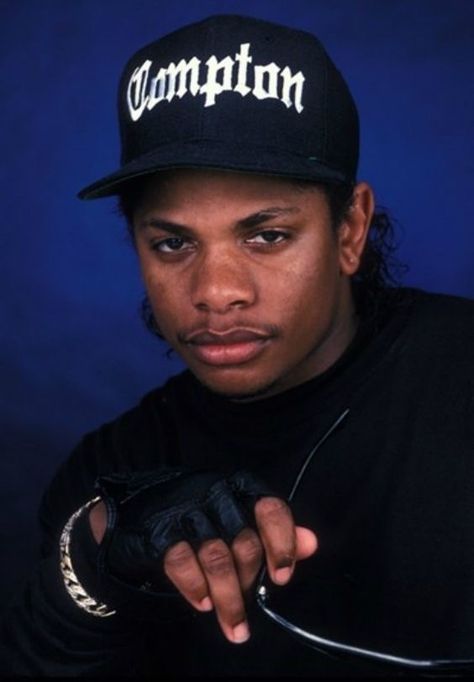 Eazy E Pfp, E Pfp, Gangsta Rapper, 90s Rappers Aesthetic, Cultura Hip Hop, 90s Rappers, Eazy E, Tupac Pictures, Hip Hop World