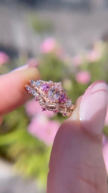 Uma | Engagement Rings on Instagram: "Briar rose five stone 💖" Pink Gold Wedding Rings, Large Wedding Rings, Pretty Wedding Rings, Fairytale Engagement Rings, Cute Promise Rings, Pink Wedding Rings, Pretty Engagement Rings, Fantasy Ring, Pink Engagement Ring