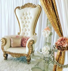 What an elegant Quinceañera chair at this A Walk Through The Garden of Paris Quinceañera!!  See more party ideas at CatchMyParty.com Quinceanera Chair, Paris Quinceanera Theme, Bat Mitzvah Candle Lighting, Sweet 16 Candles, Ombre Candle, Ruangan Studio, Sweet 16 Candelabra, Quince Decor, Sweet 16 Centerpieces