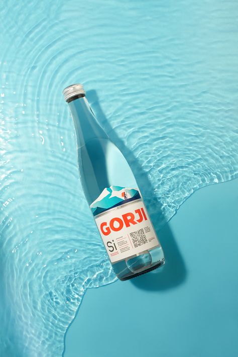 GORJI on Behance Water Ads Design, Drinking Water Images, Product Photography Water Bottle, Water Bottle Product Photography, Product Photography Water, Water Poster Design, Hydration Aesthetic, Water Product Photography, Water Bottle Photography