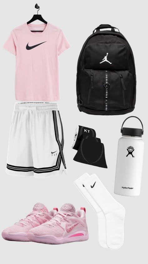 Girls Basketball Outfits, Basketball Outfit For Women Practice, Basketball Practice Outfit, Basketball Outfit For Women, Basketball Girls Outfits, Basketball Fits, Basketball Game Outfit Women, Basketball Outfit, Basketball Outfits