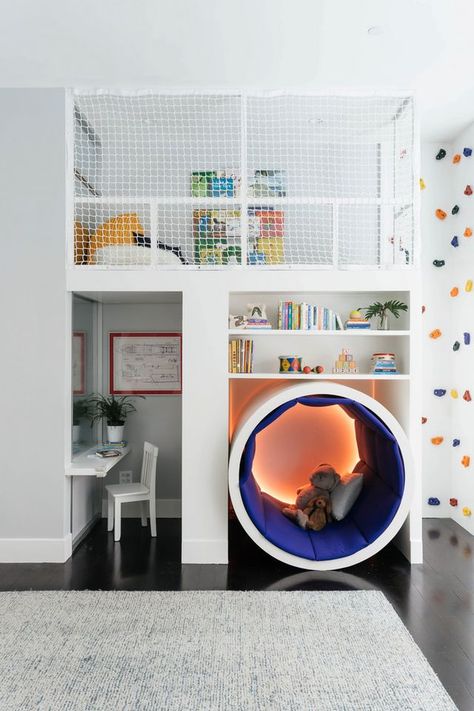 This Colorful Kids’ Room Has a Climbing Rock Wall Room Playground, Modern Childrens Room, Chic Dorm, Apt Decor, Cool Kids Rooms, Kids Rooms Diy, Lounge Ideas, Boy Bedroom, Boys Bedrooms