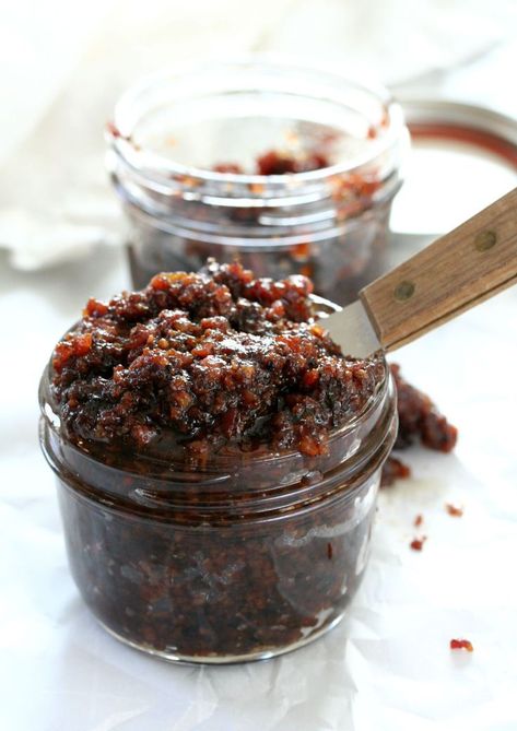 Easy Bacon Jam, Bacon Jam Recipe, How To Make Bacon, Easy Bacon, Meat Appetizers, Bacon Jam, Jam Recipe, Sugar Body, Jams & Jellies