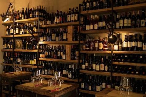 Wine Bars in Rome for a Cozy Winter Night | Italy Magazine Moody Wine Bar, Cozy Winter Night, Gray Interiors, Italy Magazine, Wine Bars, Italian Espresso, Natural Wine, Small Places, Wine Time