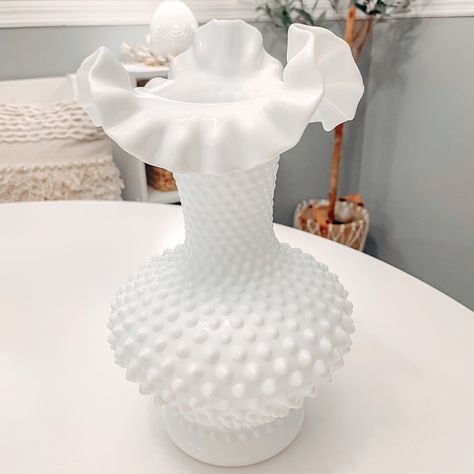 Excellent Condition. Measures Approx 10.5"H X 5.5"D Tall Vases, Milk Glass, Home Accents, Vase, Glass, 10 Things, Color