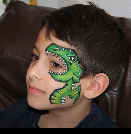 Dino face painting ideas for kids Cheek Painting, Snake Face Paint, Dinosaur Face Painting, Monster Face Painting, Dragon Face Painting, Mime Face Paint, Eye Monster, Animal Face Paintings, Festival Face Paint