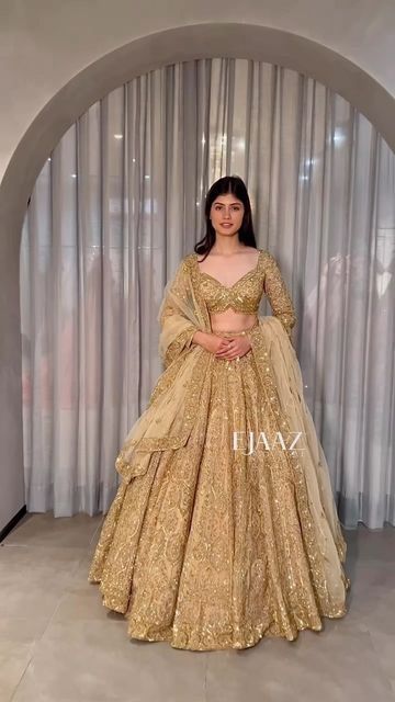 Reception Dress Bride Indian, Engagement Dress For Bride Indian, Ejaaz Couture, Golden Bridal Lehenga, Golden Lehenga, Engagement Dress For Bride, Latest Bridal Lehenga Designs, Bride Reception Dresses, Best Indian Wedding Dresses