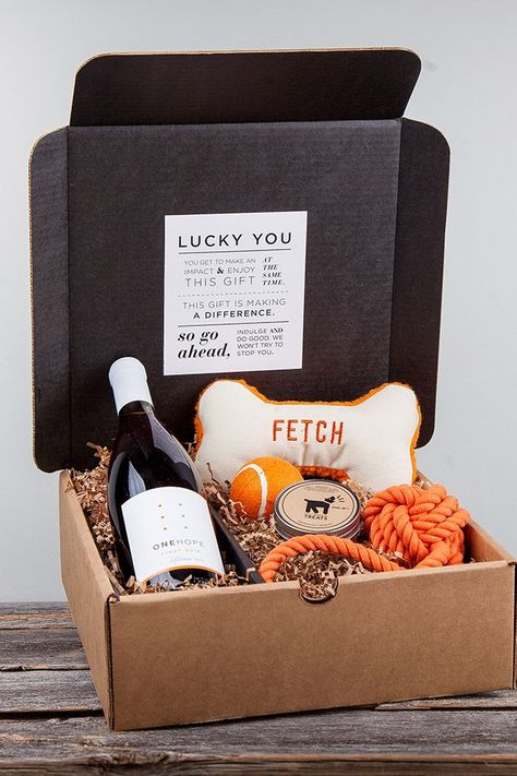 Dog Treat Packaging Ideas, Treat Packaging Ideas, Dog Treat Packaging, Onehope Wine, Treat Packaging, Dog Gift Box, Dog Box, Wine Gift Boxes, Awesome Gifts