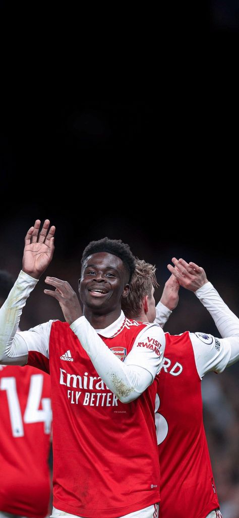 Arsenal 4k iPhone 15 Wallpaper Photo Iphone 15 Wallpaper, Arsenal Fc Players, Arsenal Fc Wallpapers, 15 Wallpaper, Arsenal Wallpapers, Bukayo Saka, Arsenal Players, Arsenal Football Club, Football Icon