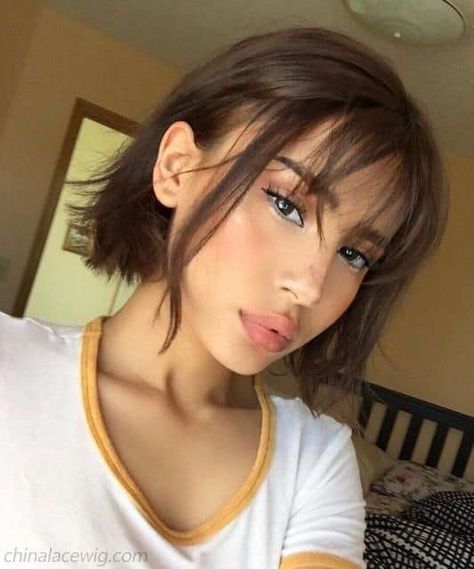 35+ Ultra-Trendy Hairstyles For Short Hair | Triangle Hair, Short Brown Hair, Bob Haircut With Bangs, Hair With Bangs, How To Style Bangs, Wispy Bangs, Short Bob Haircuts, Short Hair With Bangs, Bob Haircuts