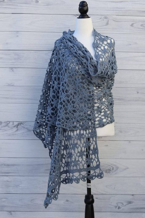 55  Crochet Lace Scarves Crochet Flower Shawl Pattern Free, Flower Shawl Crochet Pattern, Crochet Lace Shawl Pattern, Flower Lace Crochet, Artistic Clothes, Crochet Lace Scarf Pattern, Lace Shawl Pattern, Crochet Lace Scarf, Crocheted Shawls