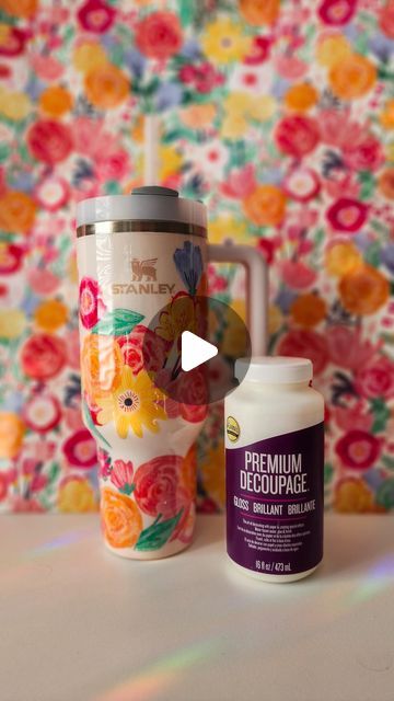 Aleene’s Original Glues on Instagram: "Stay hydrated this summer with a custom tumbler cup! 🌸🌼🌺 This easy tutorial from @laurenquigleycreations will show you how to personalize your favorite tumbler with Aleene’s Premium Decoupage Gloss. #stanleycup #stanley #decoupageart #decoupage" Teen Tumbler Ideas, Vinyl On Stanley Cup, Diy Tumbler Cups Ideas, Diy Personalized Tumblers, Resin Cups Ideas, Diy Stanley Cup, Sublimation Cup Ideas, Epoxy Cups Ideas, Diy Tumbler Cups