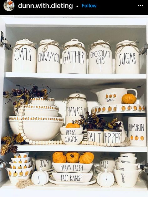 Fall Rae Dunn Display, Rae Dunn Christmas Display Shelf, Rae Dunn Halloween Display, Rae Dunn Fall, Rae Dunn Thanksgiving, Farmhouse Style Christmas, Hutch Decor, Rae Dunn Halloween Mugs, Sugar Pumpkin