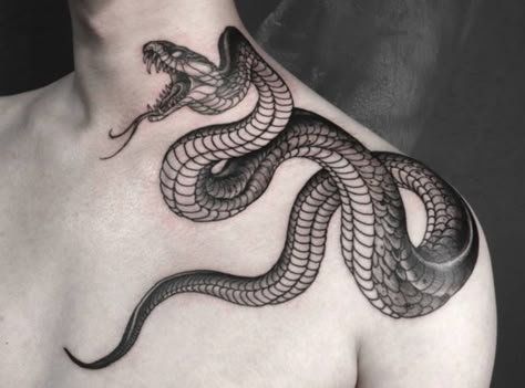 Japanese Snake Tattoo, Cobra Tattoo, Tattoo Snake, Tattoo Diy, Serpent Tattoo, Snake Tattoos, Snake Tattoo Design, Geniale Tattoos, Diy Tattoo