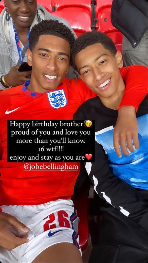 Jobe Bellingham, Bellingham Brothers, England Team, Football Players Photos, Memphis Depay, England National Team, Soccer Boyfriend, Boys Fall Outfits, Football Boyfriend