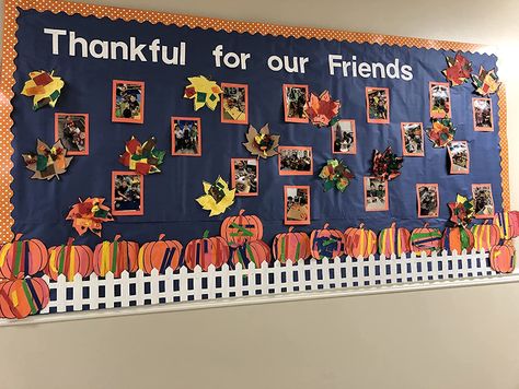 Thanksgiving Boards, Thanksgiving Bulletin Board Ideas, Friends Bulletin Board, Thanksgiving Bulletin Board, November Bulletin Boards, Thanksgiving Bulletin Boards, Art Bulletin Boards, Interactive Bulletin Boards, Polka Dot Theme