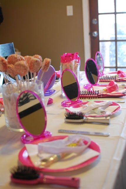 Birthday Party Ideas For 13, Spa Party Ideas, Girl Spa Party, Kids Spa, Spa Birthday Parties, Girl Bday Party, Spa Birthday, Pamper Party, Bday Girl