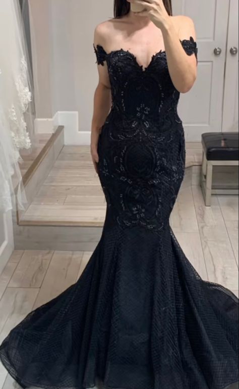 Black Fit And Flare Wedding Dress, Fit And Flare Black Wedding Dress, Black Sleek Wedding Dress, Black Lace Mermaid Wedding Dress, Black Wedding Dresses Mermaid, Black Wedding Dress Mermaid, Black Mermaid Wedding Dress, Goth Wedding Dresses, Black Mermaid Dress