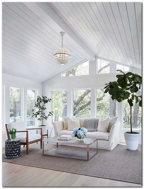 26 Beautiful Vaulted Ceiling Living Rooms | Decor Home Ideas Vaulted Ceiling Lighting, Vaulted Ceiling Living Room, Porch Design Ideas, Shiplap Ceiling, Tongue And Groove Ceiling, Sunroom Decorating, Sunroom Designs, Living Room Ceiling, Porch Design