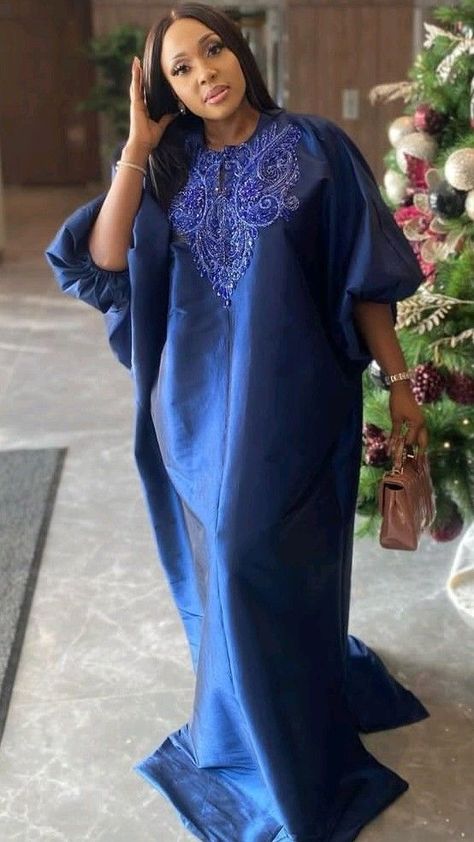 Bubu Gown, Royal Gowns, Boubou Styles For Women, Kaftan Styles, Ankara Dress Designs, Bubu Gown Styles, Kaftan Gown, African Print Dress Ankara, African Dresses For Kids