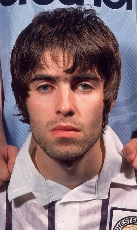 Liam Gallagher Haircut, Oasis Style, Oasis Album, Liam Gallagher Oasis, Pop Hair, Oasis Band, Noel Gallagher, Liam Gallagher