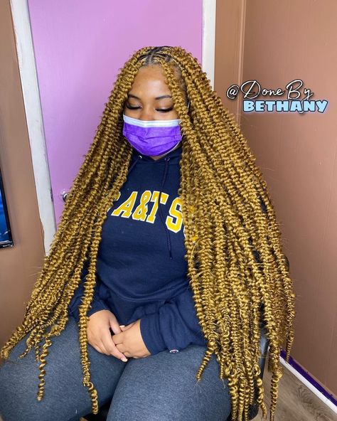 Passion Braids Hairstyles, Expression Braiding Hair, Passion Braids, Braids Two, Colorful Braids, Braids To Try, French Braid Pigtails, Latest Braided Hairstyles, Weave Hairstyles Braided