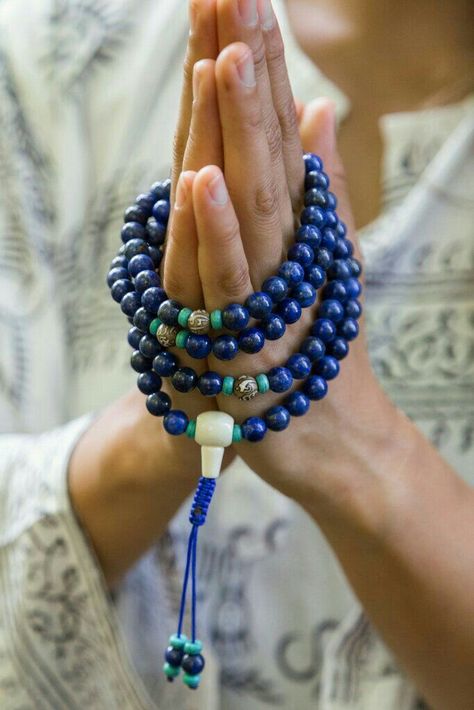 Mens Accessories Necklace, Third Eye Chakra Stones, Tibetan Mala, Mala Making, Hand Photography, Lapis Stone, Ya Allah, Third Eye Chakra, Mala Necklace