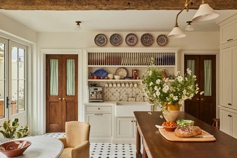 Meet Basic Projects: AD’s New American Voices 2024 | Architectural Digest Modern Renovation, Downtown Charleston, Classic Kitchen, Kitchen Farmhouse, Home Tours, Cottage Kitchen, Charleston South Carolina, Home Tour, Monterey