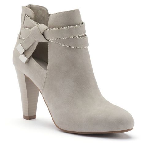 Classy Boots, Cute Ankle Boots, Gray Boots, Grey Ankle Boots, Shoes Heels Classy, Cute Shoes Heels, Chunky Heel Ankle Boots, Faux Suede Boots, Chunky Heels Boots