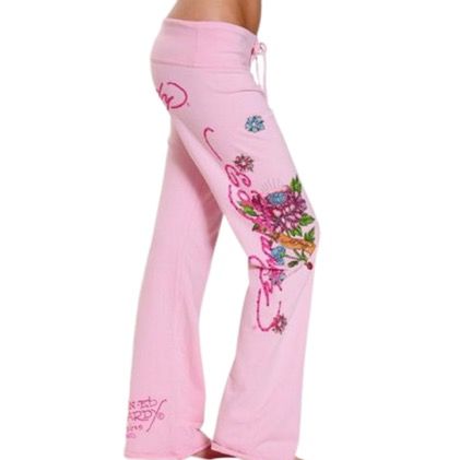 Pink Y2k Leggings, Ed Hardy Jewelry, Ed Hardy Tracksuit, Ed Hardy Outfit, 2000s Pants, Fold Over Pants, Y2k Loungewear, 2000s Fits, Trashy Outfits