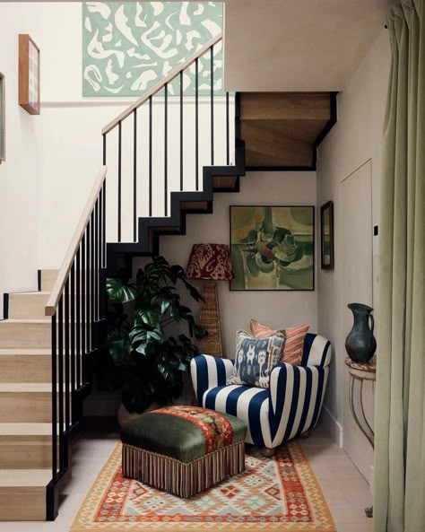 Kitchen Sitting Room, Stair Case, Soho House, Gaming Room, House Garden, Design Living Room, A Living Room, House Inspo, New Builds