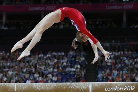 Viktoria Komova in qualifications Olympic Gymnastics Leotards, Gymnastics Events, Gymnastics Images, Gym Pics, Gymnastics Tricks, Amazing Gymnastics, Gymnastics Videos, Olympic Gymnastics, Commonwealth Games