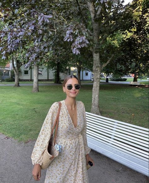 emitaz Emelie Lindmark, Instagram Summer, Friend Pictures, My Family, Cover Up, Summer Outfits, Long Sleeve Dress, Photography, On Instagram