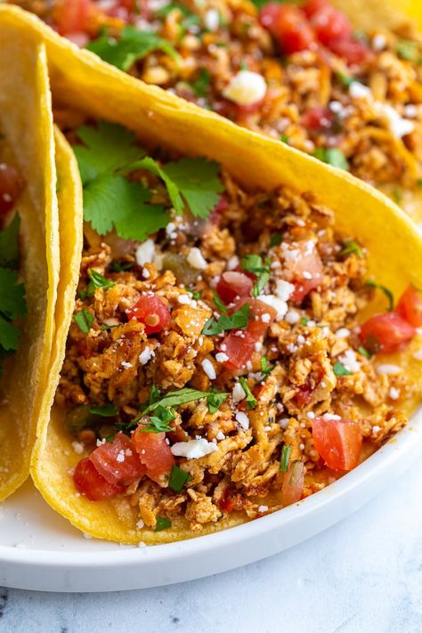 If you've never tried shredding tofu then you are IN FOR A TREAT! These Shredded Tofu Tacos are completely VEGAN, packed with flavor and your new favorite meat substitute for tacos! Shredded Tofu, Tofu Breakfast, Tofu Sandwich, Tofu Tacos, Bean Burritos, Asian Chicken Recipes, Vegan Meat, Slow Cooker Pasta, Sweet Potato Black Beans