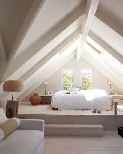 Bedroom Slanted Walls, Bedroom Window Seat, Attic Bed, Slanted Walls, Attic Renovation Ideas, Attic Bedroom Designs, Cozy Loft, Attic Loft, Attic Bedrooms