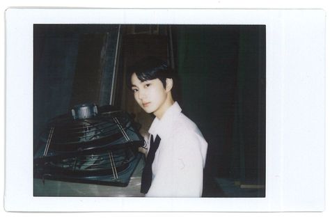 ENHYPEN WEVERSE on Twitter: "[PHOTOS] 210321 ENHYPEN Polaroids. 🔗: https://t.co/jszr0GJUPd (1/8) @ENHYPEN_members @ENHYPEN #엔하이픈 #ENHYPEN #StanWorld… https://t.co/UU2gKecUVb" Jungwon Polaroid, Given Taken, New Hope Club, Give And Take, Different Words, New Hope, Sung Hoon, Boy Bands, Love Of My Life