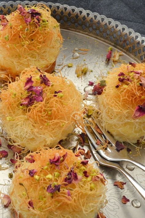 Kataifi Knafeh, is a traditional Middle Eastern #dessert made with stringy #pastry and #sweet creamy filling. Perfect for any occasion, try it hot. Middle Eastern Hors D’oeuvres, Syrian Dessert, Syrian Dishes, Arabian Sweets, Fusion Desserts, East Dessert, Kataifi Pastry, Middle Eastern Dessert, Moroccan Desserts