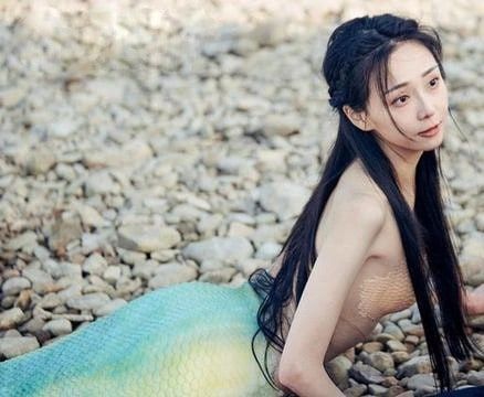 @merfolk247’s Instagram post: “Xi Yin is a #mermaid from a Chinese movie The Legend of Mermaid. #XiYin is portrayed by actor Qiu Shiyuan” Chinese Cinderella, Chinese Mermaid, Japanese Mermaid, Silicone Mermaid Tails, Chinese Movies, Mermaid Tails, Beautiful Mermaids, Mermaid Tail, A Mermaid