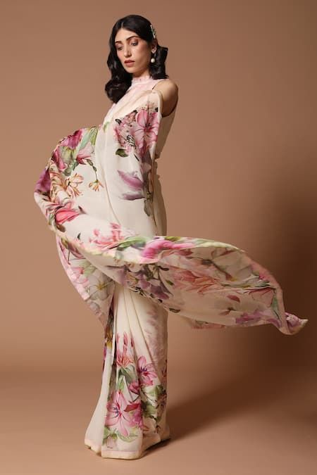 Buy Ivory Lining Chiffon Printed Saree With Unstitched Blouse Piece For Women by Rohit Bal Online at Aza Fashions. Digital Print Saree, Floral Print Sarees, Saree Floral, Floral Saree, Rohit Bal, Hand Painted Sarees, Print Saree, Ivory Fabric, Blouse Designs Latest